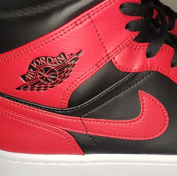 JORDAN 1 MID BRED "BANNED" MENS 11.5 - Picture 11 of 11